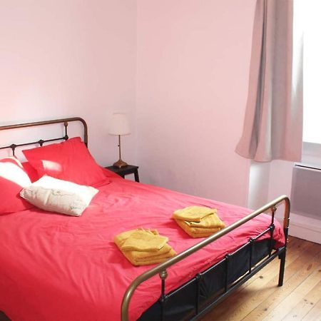 Charmant Cocon Au Coeur D'Angers Apartment ภายนอก รูปภาพ