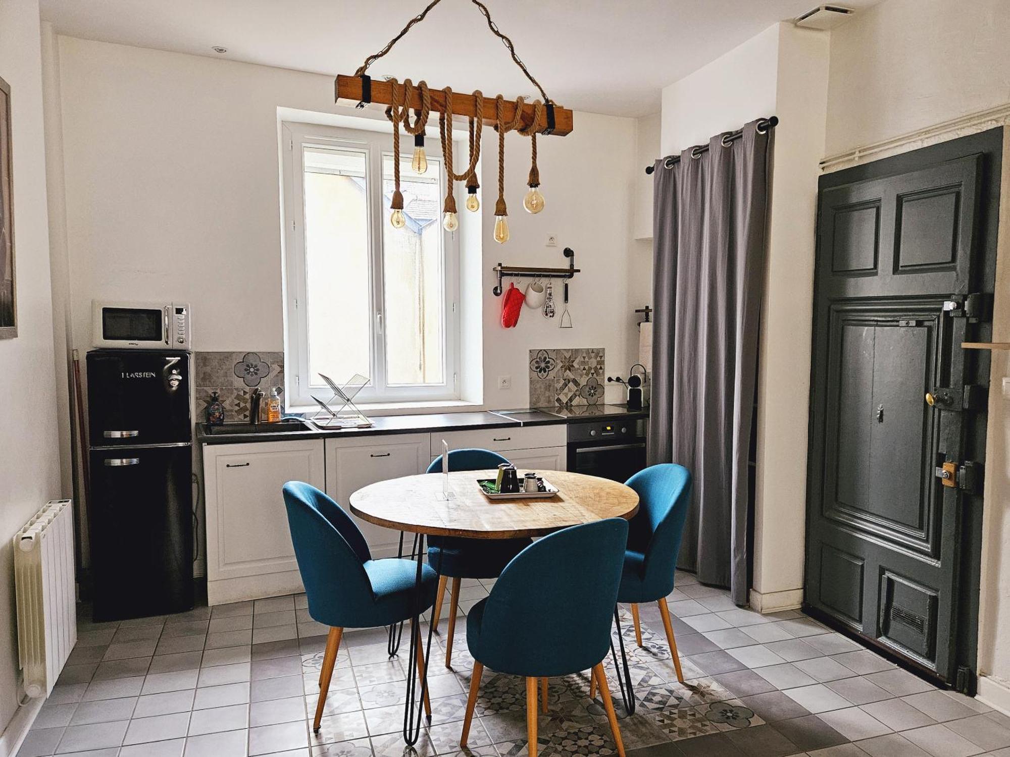 Charmant Cocon Au Coeur D'Angers Apartment ภายนอก รูปภาพ